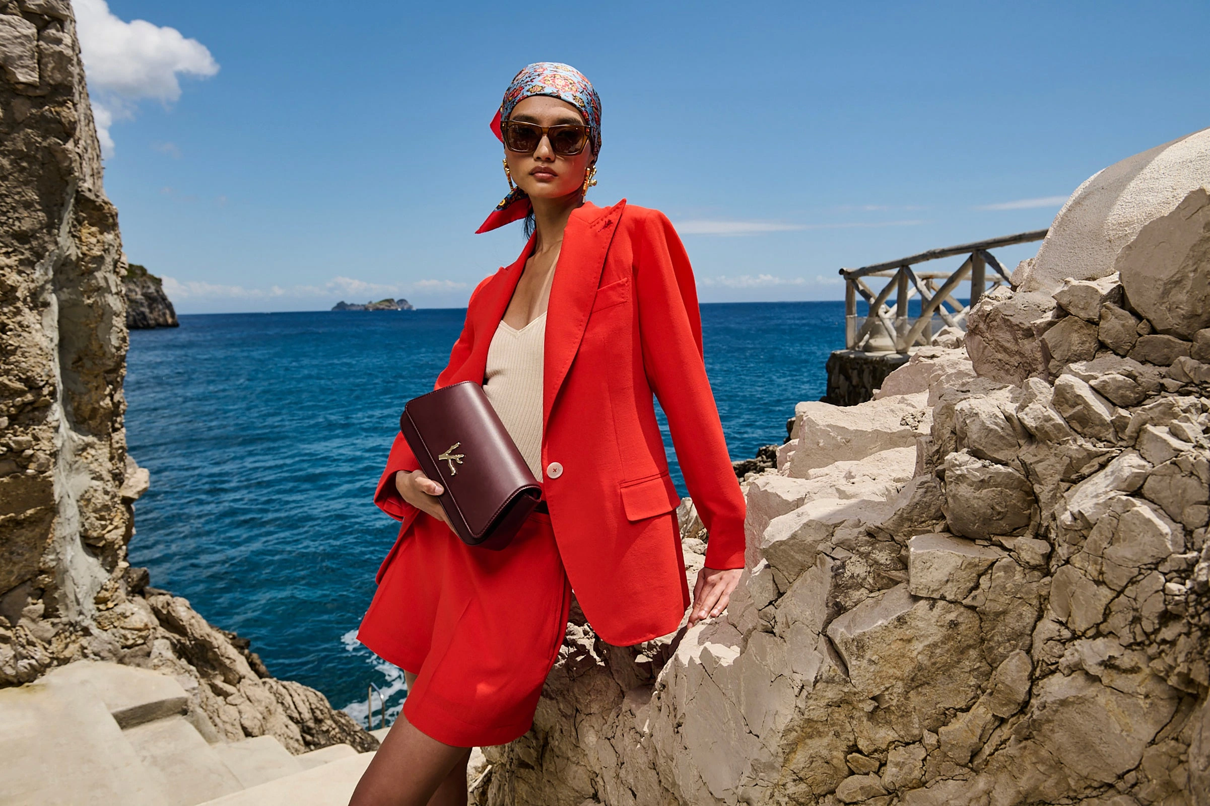 Neapolitan Elegance, Tailored for Fortune